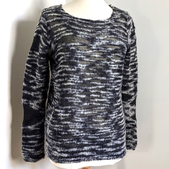DIVIDED H&M Funky Fuzzy and Mesh Black Sweater L - Picture 1 of 12